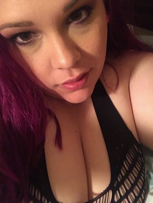 Will you fuck me and send me home to hubby?   Or go to my https://t.co/3dHwtTXPbC and see the sneaky