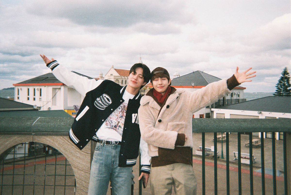 マ | kinda ia 🦊👑 tweet media