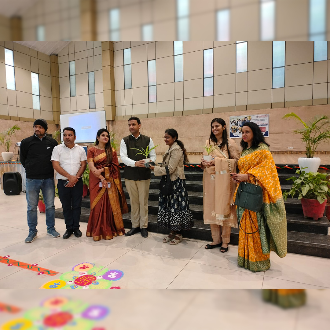 MediaStudiesggu's tweet photo. Students of the Department of Media Studies went on a field visit to the Portfolio Exhibition of Department of Communication and Media Technology of J.C. Bose University of Science and Technology, YMCA.
It was an interactive and learning experience.
@gurugramuniver1 @JCBoseUST https://t.co/B7kPMgaPMD