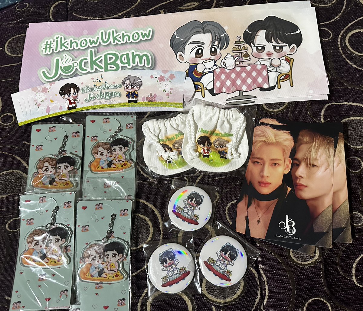 milo_ja's tweet photo. ครบรอบ #jackbamofficial  12ปีแล้ว💚
เรามีของเล็กๆน้อยๆเป็นกอว.ที่เก็บไว้ มาแจก 4 คนนะคะ จะมี 2 คนที่ได้ครบ อีก 2 คนจะสุ่ม ไปให้ หรือเราอาจจะหาของมาเติมให้ทีหลัง ไม่ต้องเมนชั่นกะได้ ฝากรีและเล่นแท็ก
#MemoriesofJackBam กันอย่างมีความสุขนะคะ ยิ่งส่องยิ่งคิดถึงเนาะ 
#JackBam forever https://t.co/4i7pZaXSXi