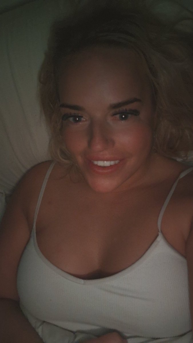 yer_bra's tweet photo. Where's all the piggies at? Looking for some wallets to drain #paypigs #paypiggies #wallets #paypiggieswanted https://t.co/NJ20BnBa0F