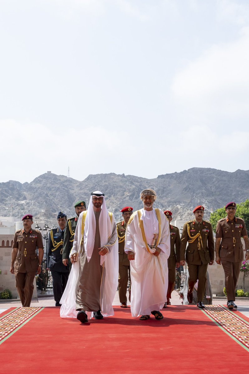 🇴🇲 🇦🇪 

اليوم الوطني العُماني

كل عام و سلطنة عُمان الشقيقة قيادةً و شعباً بخير و الله يديم عليكُم نعمة الأمن و الأمان 🤍

EPLWorld

#اليوم_الوطني_العماني