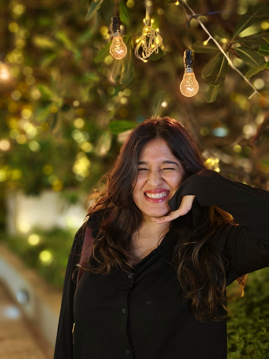 stuff_india's tweet photo. Honed to perfection, the Portrait mode never misses and if you have two subjects, the Vivo V29 series will make sure the Portrait works on as many as you can bring!
#promotedcontent #DelightEveryMoment #TheDesignMasterpiece
#ThePortraitMasterpiece #vivoV29Series @Vivo_India https://t.co/4YASaM3ke2