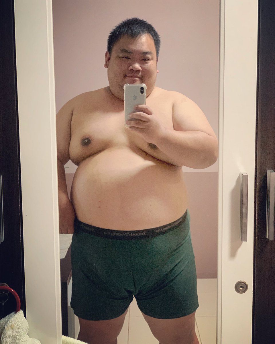 MrYosfungkun's tweet photo. กลมไปหมดเลยนะ #อีตี๋อ้วน https://t.co/sJHJGLGtH5
