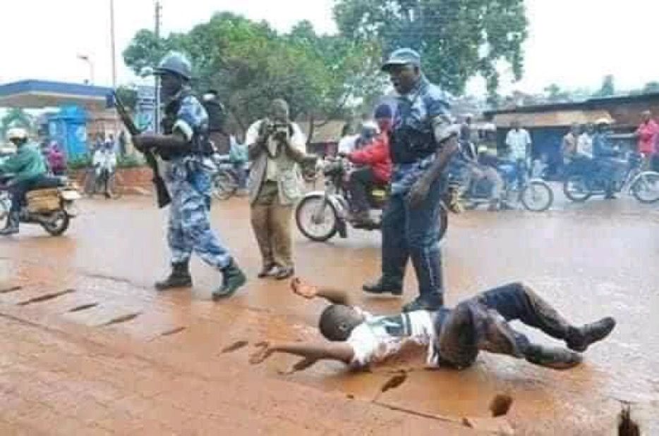 AidenKaliisa's tweet photo. It costs u nothing to retweet📌✊🏽
#M7NovMassacreUg https://t.co/wlSzqTg8H5