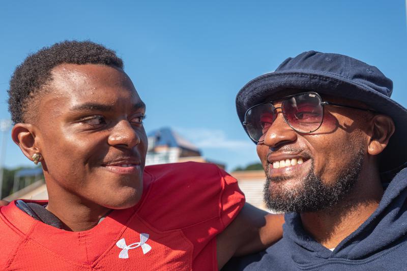 langstonwertzjr's tweet image. Here are some late-night Friday observations from a wild night of hoops/basketball/soccer

👉A lot of times, West Charlotte coach Sam Greiner (@coachSamGreiner) says some "crazy" stuff, but a lot of times, he ends up being right. 

He saw Drake Maye (@DrakeMaye2) coming before…