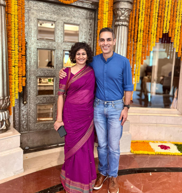 warikoo's tweet photo. 3 instances when life threw me a lucky break:

1/ 
Age 18
Missed the IIT admission, ended up at Delhi University instead. 
Met my future wife there. 
If I made it to IIT, we would never have crossed paths!

2/ 
Age 27
Randomly bumped into a batchmate from ISB who had started a new venture. 
Offered to help alongside my day job. 
If we hadn't met that evening, I'd still be waiting for the "right moment" to become an entrepreneur!

3/ 
Age 40
Lockdown hit, corporate talks (my only income stream after resigning from my startup) vanished.
With 5 months of savings left, a friend suggested moving the talks online. 
That chat opened my eyes to the power of online teaching. 
Blind luck transformed into intentional action.

Because we cannot measure luck, we often disregard it. 
Or worse, use it to explain something that we can't ourselves.

However, both these approaches leave us powerless. 

I firmly believe that luck is influenced by YOU. 

Reflect on your life's fortunate moments, dig deeper, and see if you laid the groundwork for that luck. 

It could be a network of helpful batchmates.
A chance meeting with a stranger.
A cold email that fetched a reply.

Embrace those actions as habits.
Don't make them random.
Make them permanent. 
Increase your chances for lucky breaks. 

We can't predict what will work, but we can surely increase the chances of something working out, by simply doing them everyday.
