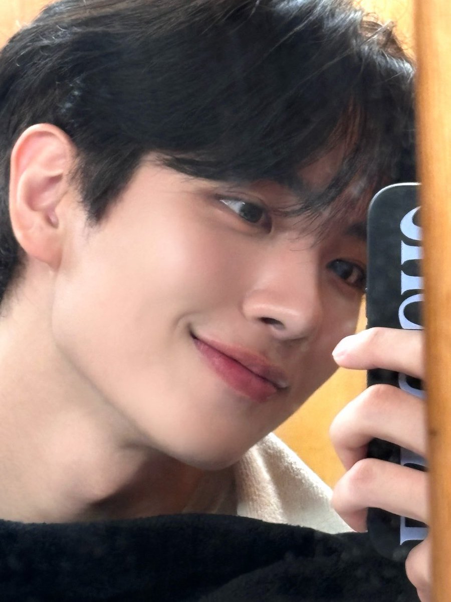 [#류준민]
😚😋

#ATBO #에이티비오
#RyuJunmin