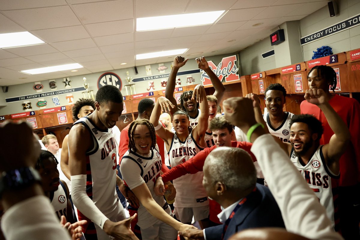 THANK YOU Ole Miss Students & Rebel Nation for making the Tad Pad game a success. A special night celebrating Coach Evans and his family. Best wishes this season @BearkatsMBB #BuildTheCulture #HottyToddy