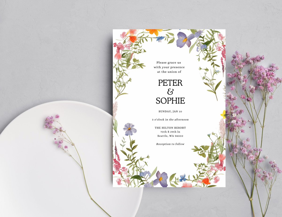 This minimalist wedding invitation features a white design accented with modern calligraphy lettering. It's the perfect template to showcase a photo of you and your future spouse as needed.
Visit us at etsy.com/listing/160728…