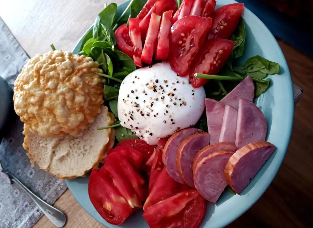 ForexMr15640's tweet image. Good morning, Twitter! ☀️☀️

Embrace the weekend vibes, savor the coffee, and make today unforgettable. 

#HappySaturday #WeekendJoy