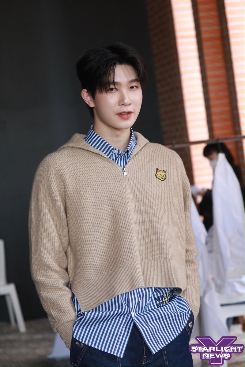 StarlightYnews's tweet image. " ยิม - ปริญญากรณ์ " ร่วมงาน "แพรว Meet &amp;amp; Read"

#PraewMeetAndReadXTutorYim 
#PraewMeetandRead
#mynameis_yim  
#eventpop
#Praewmag