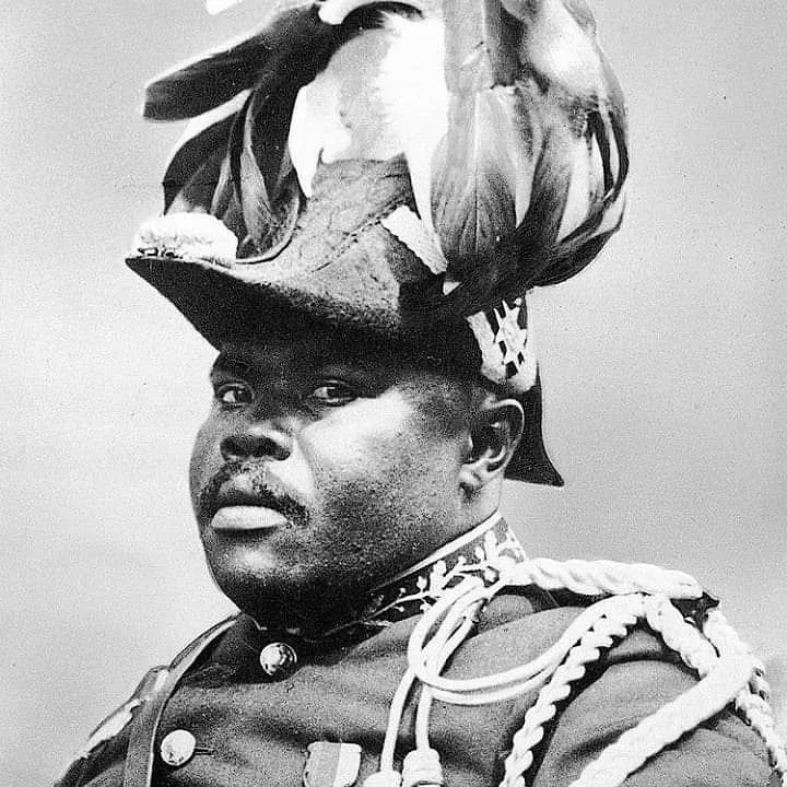 RolandhuStler's tweet photo. The foundation of Rastafari was established in the teachings of Marcus Garvey and The Utterances of His Majesty. Everything we do and say  has to be a living example to that. https://t.co/WUGSvnZiVV