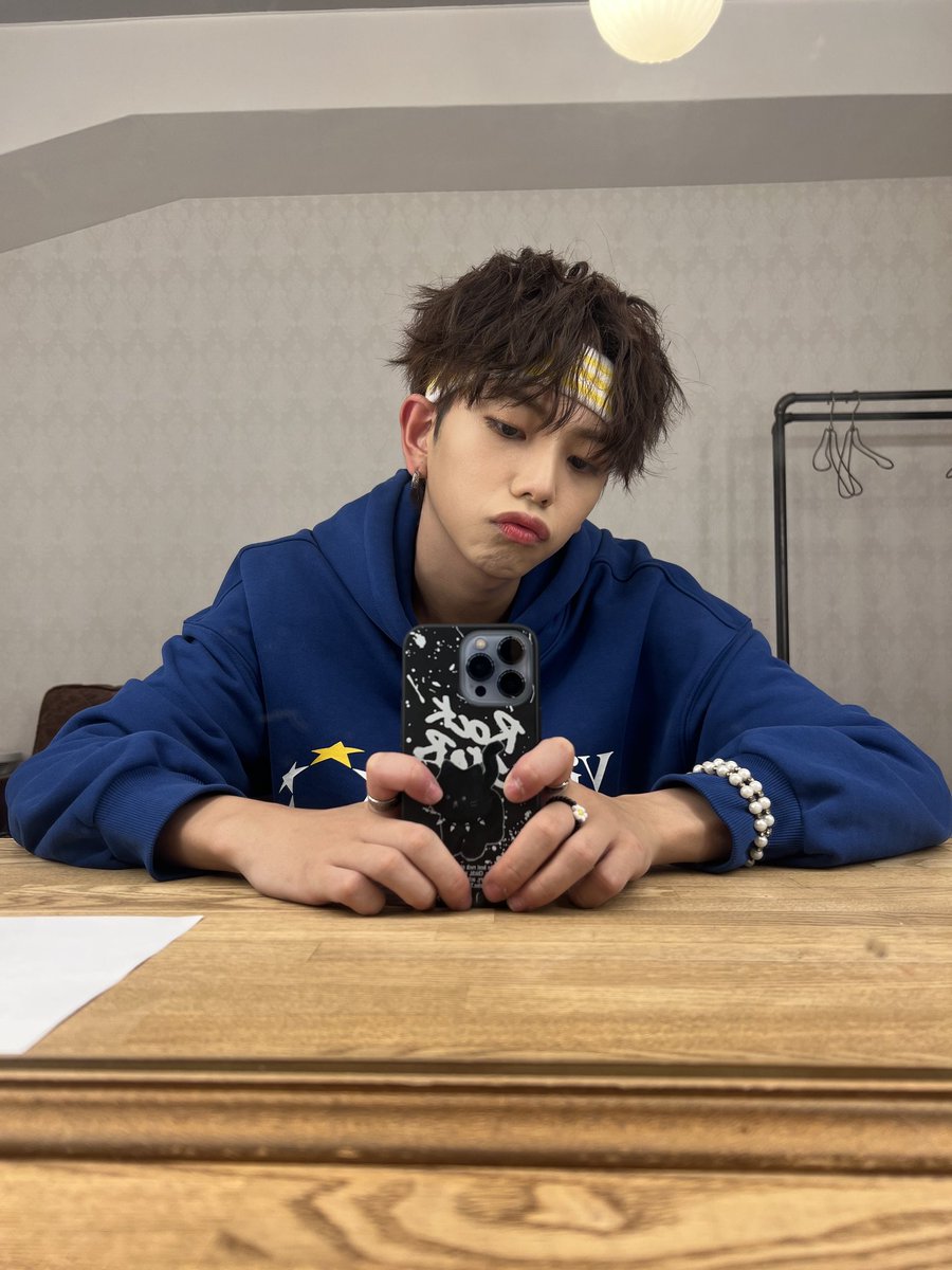 TOZ_YYent's tweet photo. [#ANTHONNY]

どうぅもぉ〜😶‍🌫️
インタビュー読んでくれたかな...？🫶🫶🫶
ほんとみんな含め色んな人のおかげで今の飯沼アントニーという人間が出来上がったのでいつもほんまありがとうの気持ちでいっぱいでござるよ！👼👼👼

#TOZ #アントニー https://t.co/qI0djXhfkH