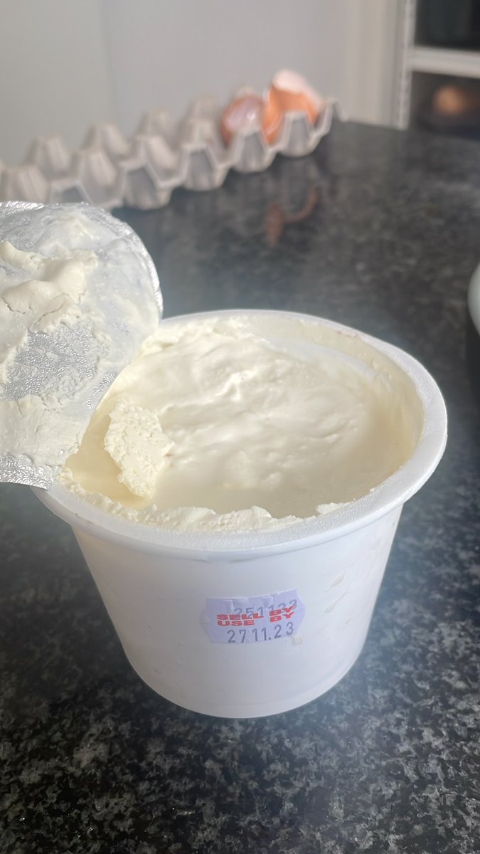 Urkila's tweet photo. @CheckersSA off before use by date https://t.co/29cI5y5843
