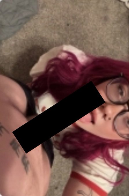 Imagine my HORROR when I was using cute Tik tok makeup filters to take some pics and I ACCIDENTALLY POSTED