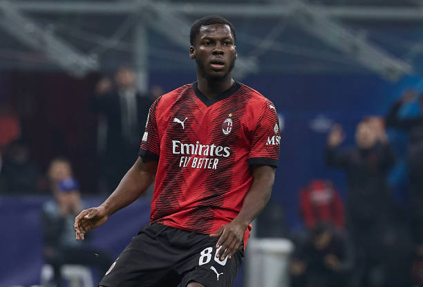 MilanPosts's tweet photo. 🗣️ AC Milan’s new Chief Marketing Officer Tania Moreno: Christian #Pulisic, Yunus #Musah and Allyson #Swaby at #Milan ? "First of all, these players are at Milan because they are fantastic footballers. However, it is undeniable that having them in our team is helping us reach the public American in a more incisive way and has a strong impact on the commercial side. Just to give a few examples, in terms of ticket sales, this season we are seeing more sales of single tickets and hospitality tickets sold to Americans than in the past."