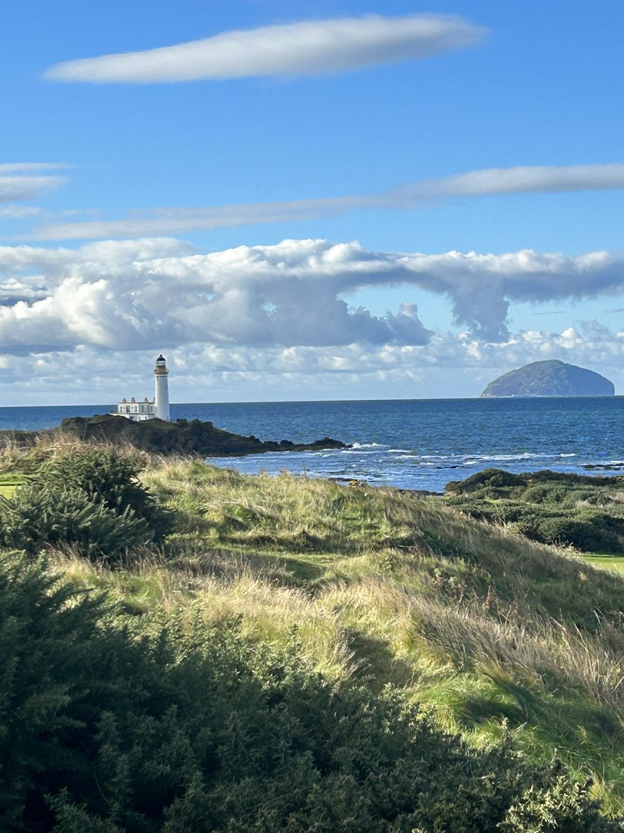 mcbindy's tweet photo. @OK_Loyal_RFC Turnberry a couple of weeks ago, course was in tremendous condition and look at the Scottish winter weather 🔴⚪️🔵 https://t.co/4EM9xEUlBZ