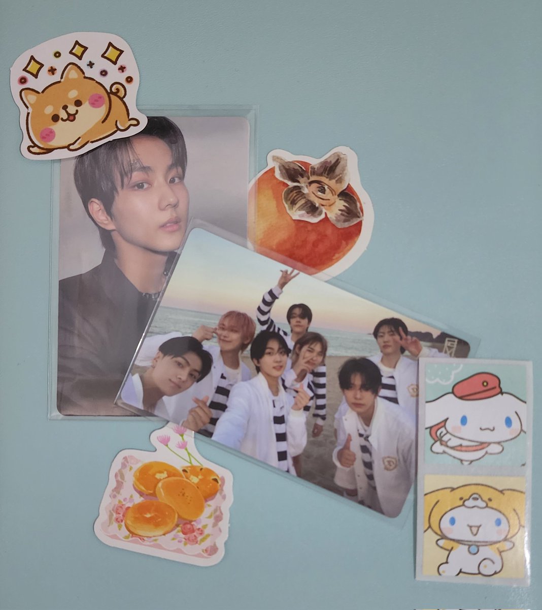 ashcarteu's tweet photo. thank you so much @luvssogariz 🫶🏻 andito na silaa 🤗 saur qt ng packagingg, it's a gift for my cousin soo pwedeng pwede ko na sya ibigay w/out packing pa sa ibang lalagyan 🤗🧡

#hanafbz https://t.co/bGh0u1b3bu