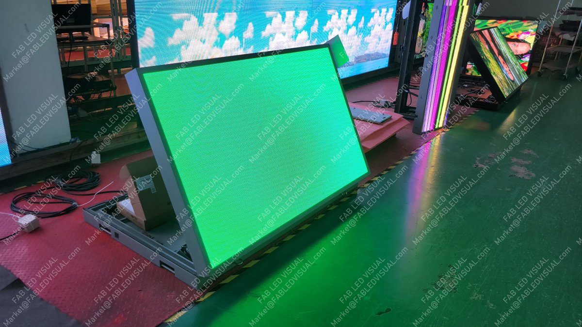 LedFab tweet picture