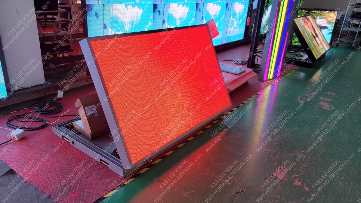 LedFab tweet picture