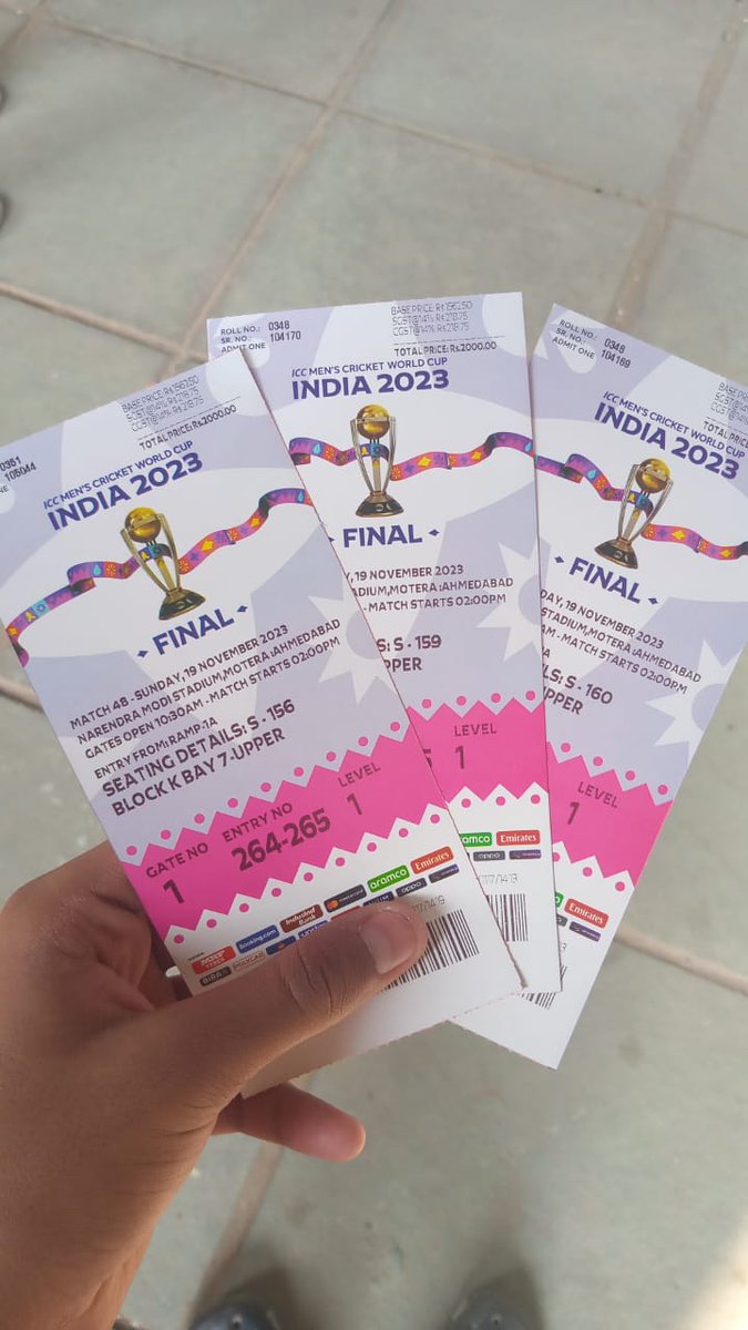 Journey begins....
Pune🚍Ahmedabad...
A ticket to heaven....
Thank you <a href="/iamaryansurana/">Aryan Surana</a> bhai for planning this❤
#WCFINAL #IndVsAus #OneForTheAges