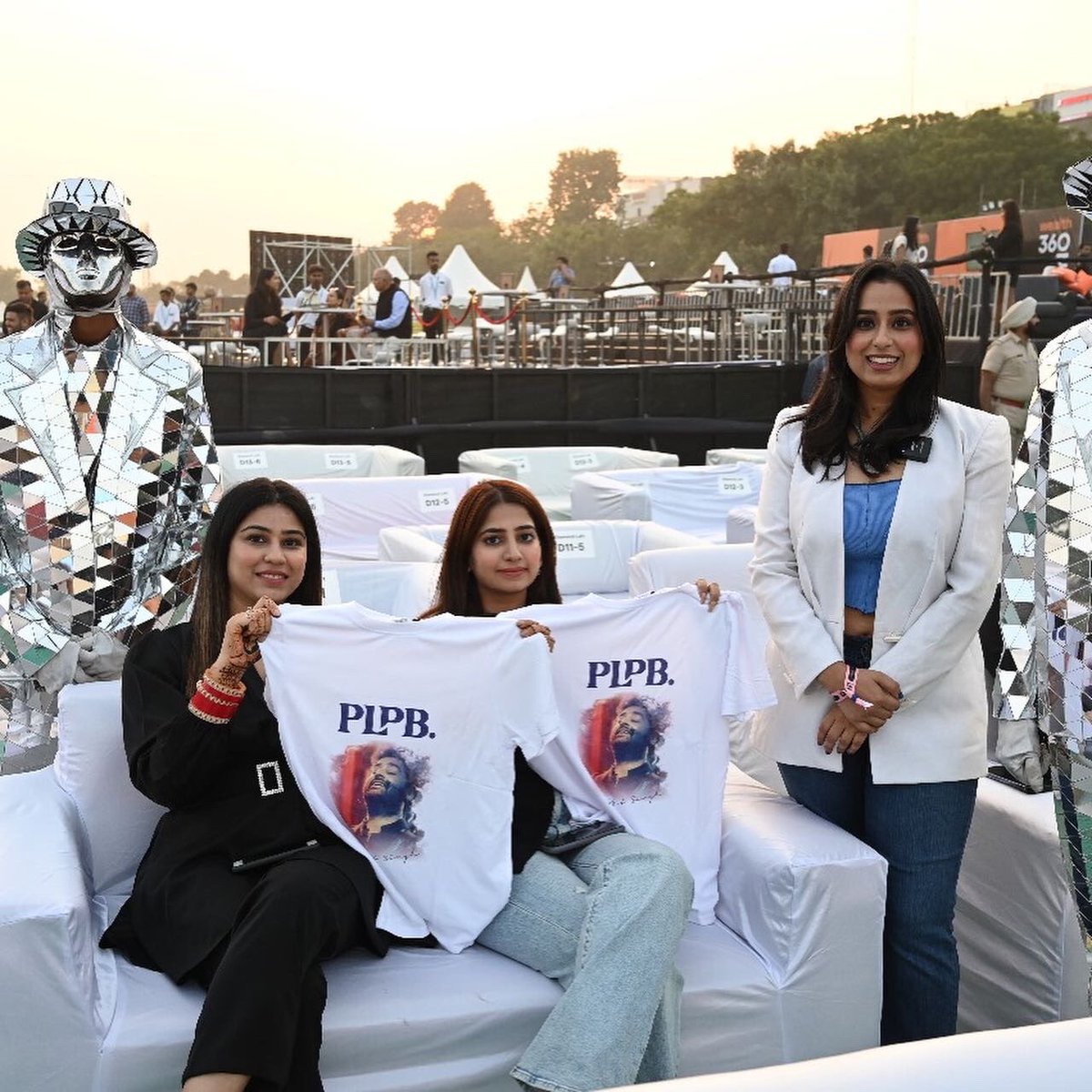 plpbinfra's tweet photo. Here's to more nights adorned with the symphony of music, forging partnerships that resonate, and scaling heights that redefine our aspirations.
#PLPB #PLPBInfra #ArijitSingh #ArijitMusic #MemorableEvenings #ArijitSinghLive #ArijitLiveConcert #Chandigarh #MusicConcert https://t.co/z9gmsIfJBd