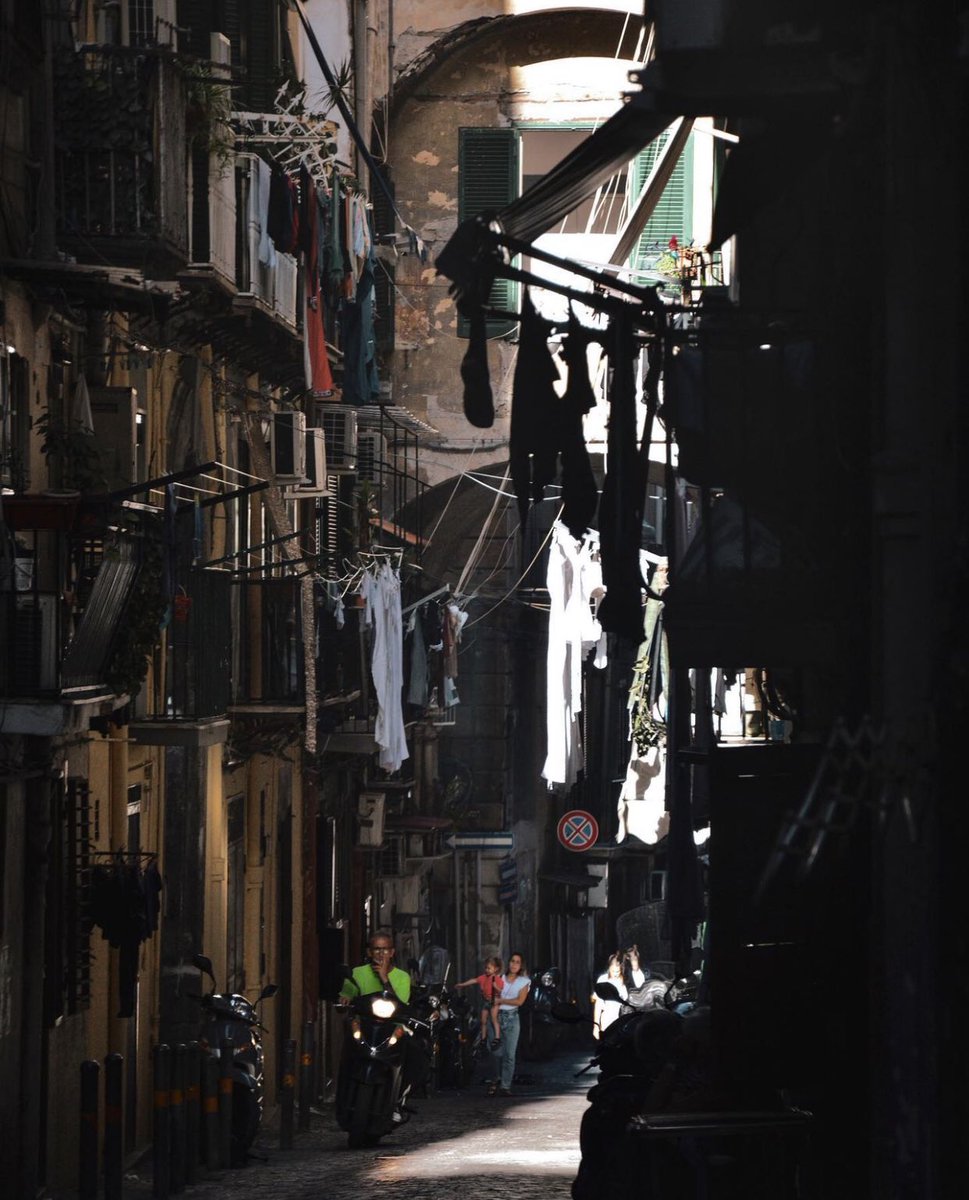 Buongiorno! 💙 
#igersnapolidaily 
Foto di Francesca Moccia
Foto selezionata da <a href="/PietroContaldo/">Pedro_Cn</a> 
Follow &amp; Tag your pix #igersnapoli
Scopri tutte le news su igersitalia.it