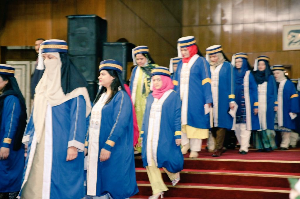 MalikUsama011's tweet photo. It's not just a ceremony; it's a celebration of dreams fulfilled and futures unfolding. Cheers to the graduates of @RiphahUniversity on their 18th convocation! 
#Convocation23 https://t.co/YUXUoAOWPs