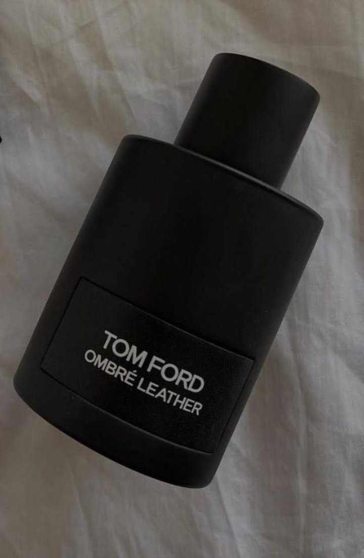 NairobiScents's tweet image. Tom Ford ombre leather grade B 

Enroute to Mombasa Road
Available @ 2000/- 
Dial 0742299415 
Countrywide delivery &amp;amp; FREE in Nairobi CBD  

George Weah OMCs  #MasculinitySaturday Liberia #TheFruitsOfCalvary Joseph Boakai Raila Lied #FuelTruth OpenAI  Cassie Talanta hela trophy