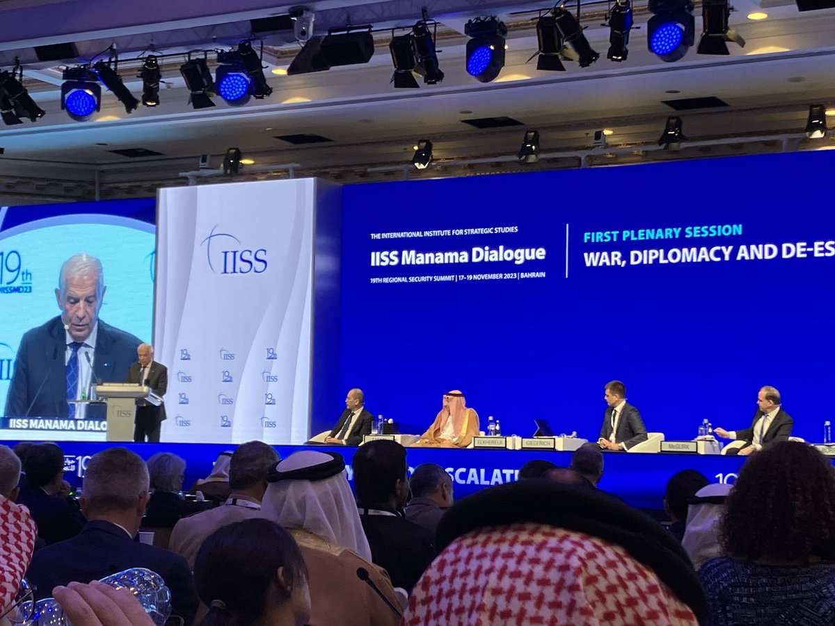 hellgren_magnus's tweet image. Clear and grave words from leaders at #IISSMD23. Time to end terror and war, relieve humanitarian disaster and seriously focus on #2SS @SweMFA
