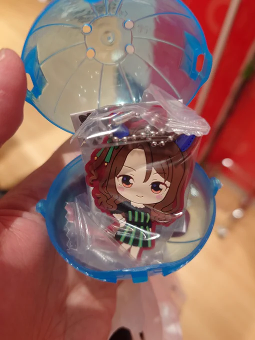 えっ、ガチャ見かけたから運試しーってやったら1発で出た…… 