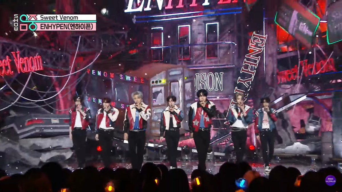 PRODBYENGENE's tweet photo. #ENHYPEN is the First HYBE artist to perform in Show Music Core for the first time in 4 years!

We're extremely proud of you for being the start of a new change, indeed the future of K-pop.

#ENHYPENonMusicCore #ORANGEBLOOD #SweetVenom #ENHYPEN @ENHYPEN_members https://t.co/UT00xKg5so