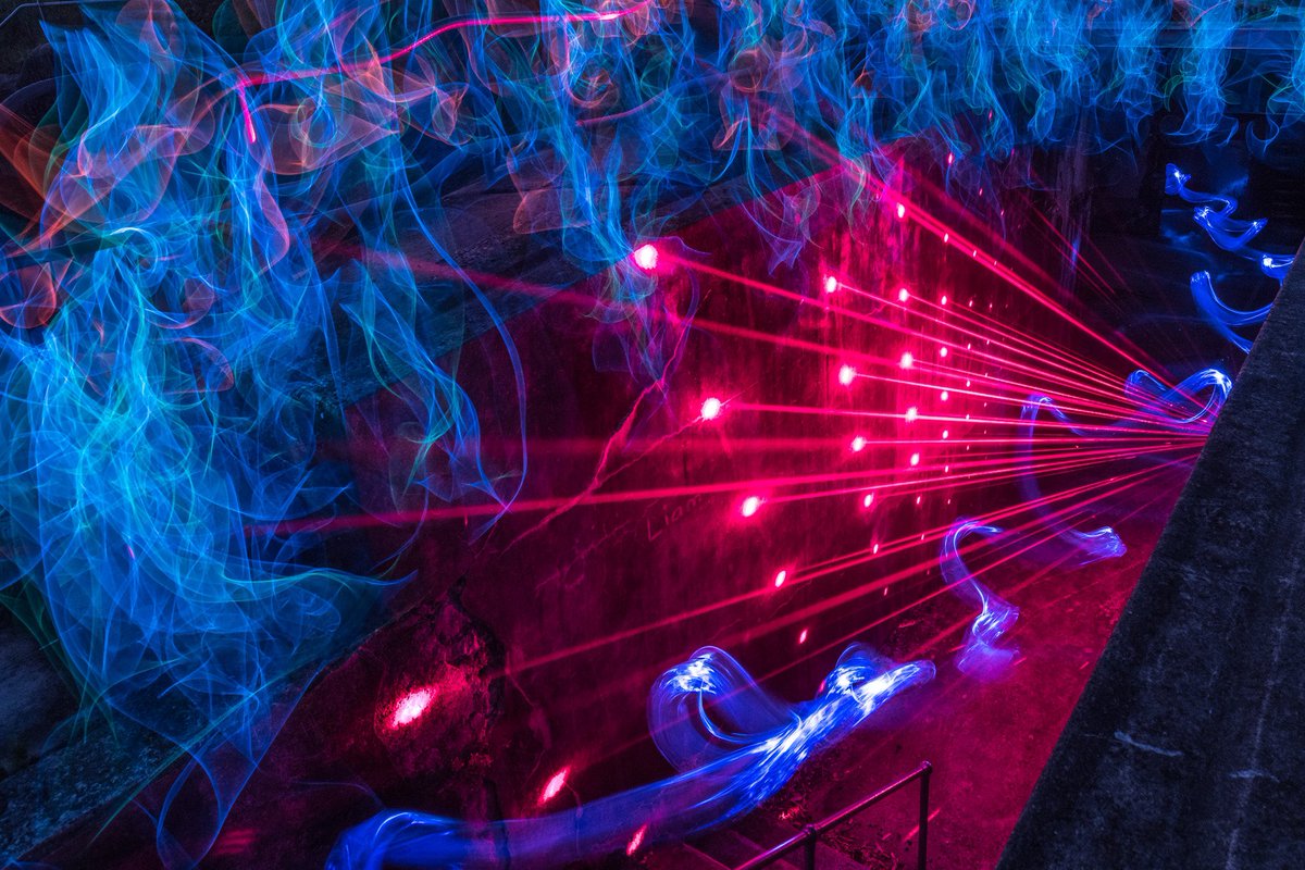 LightpaintLab tweet picture