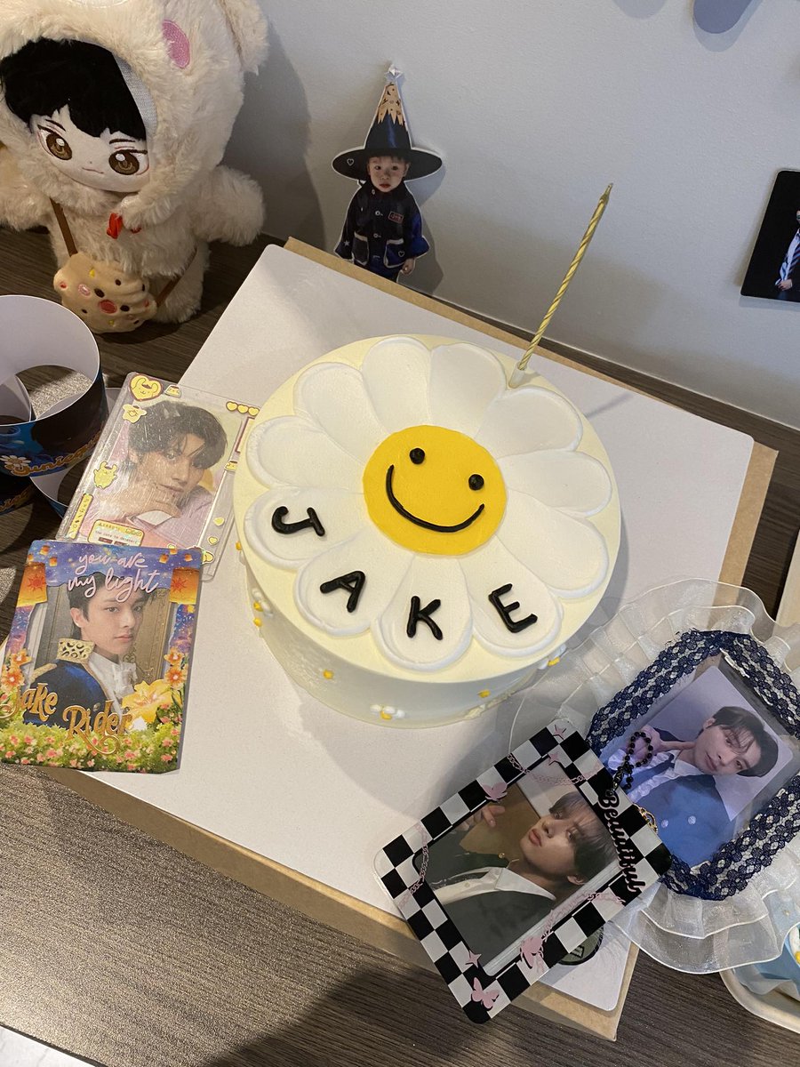 urlvism's tweet photo. Thank you so much for this cse @ENpireEvents 

@jakeupdateteam #YuniequelyYoursJake #JAKEDAY2023
#ENpireEvents #ENpireEvents https://t.co/cDe6Kbu7dG