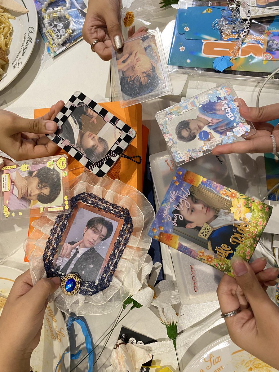 urlvism's tweet photo. Thank you so much for this cse @ENpireEvents 

@jakeupdateteam #YuniequelyYoursJake #JAKEDAY2023
#ENpireEvents #ENpireEvents https://t.co/cDe6Kbu7dG