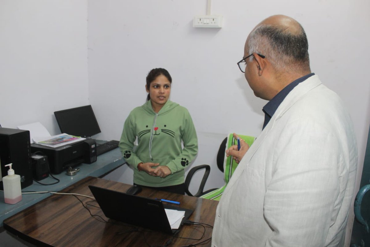 आज सामुदायिक स्वास्थ्य केंद्र सरूरपुर का  निरीक्षण किया।