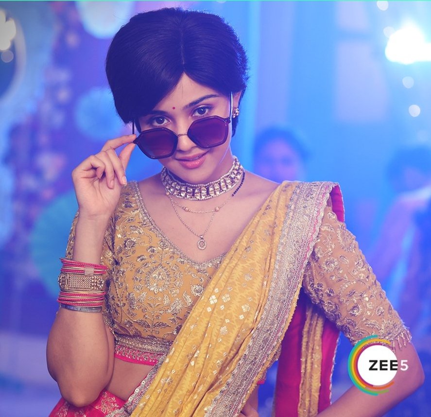 #ashisingh For her exceptional portrayal of #MeetHooda and #SuMeet in Zee TV's #MeetOnZee. ❤️

#ITA2023AshiSingh | #ITA2023