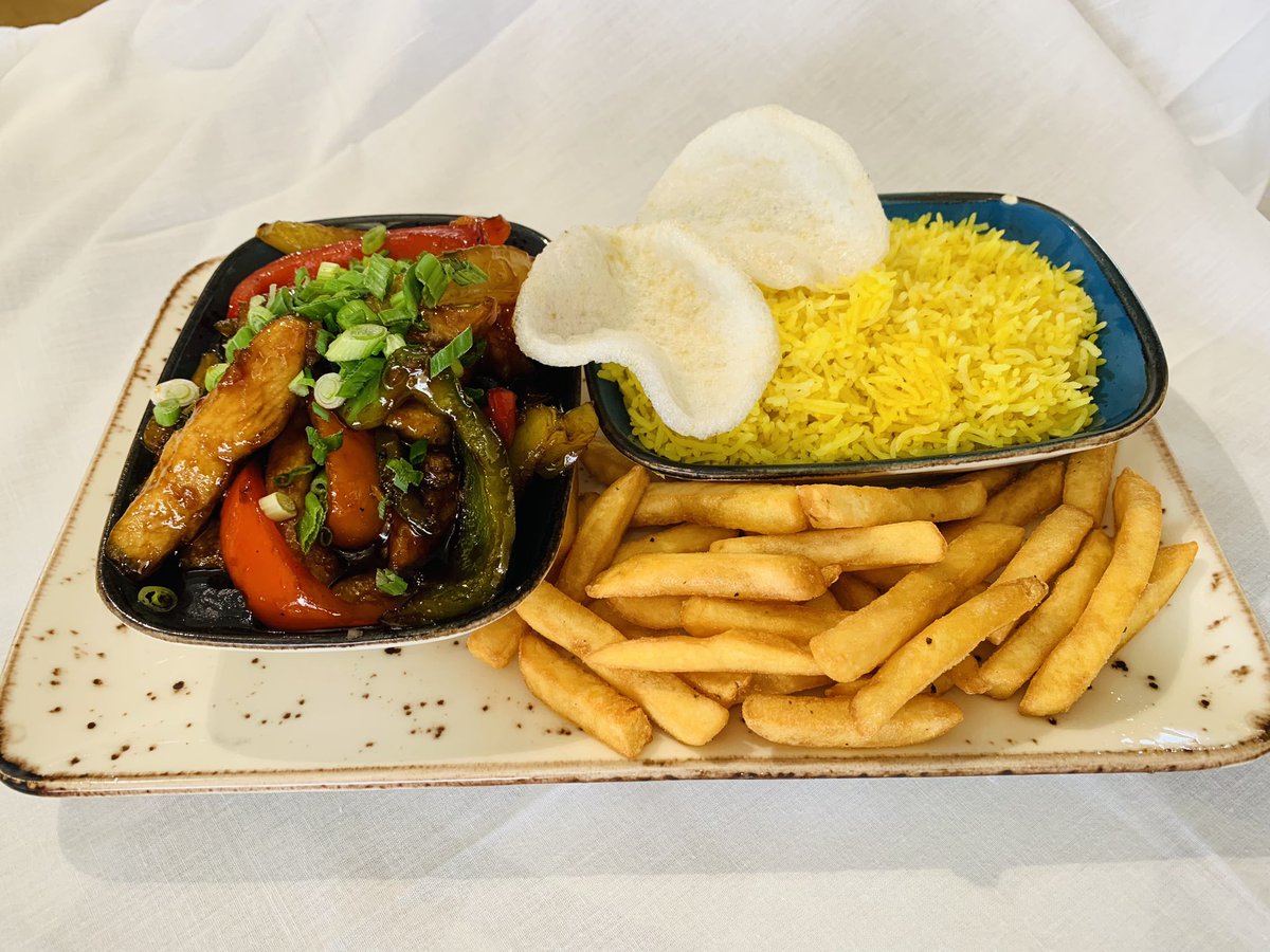 🎄Join us <a href="/GolfShannon/">ShannonGolfClub</a> for your Christmas party this year, Gihan &amp; his team have a wonderful menu available with 3 course &amp; 2 course options, incl tea/coffee. We also have a new Wine menu as good food deserves a fine glass of wine! 
Call 061 471849 ext 5 to reserve a table 🎄