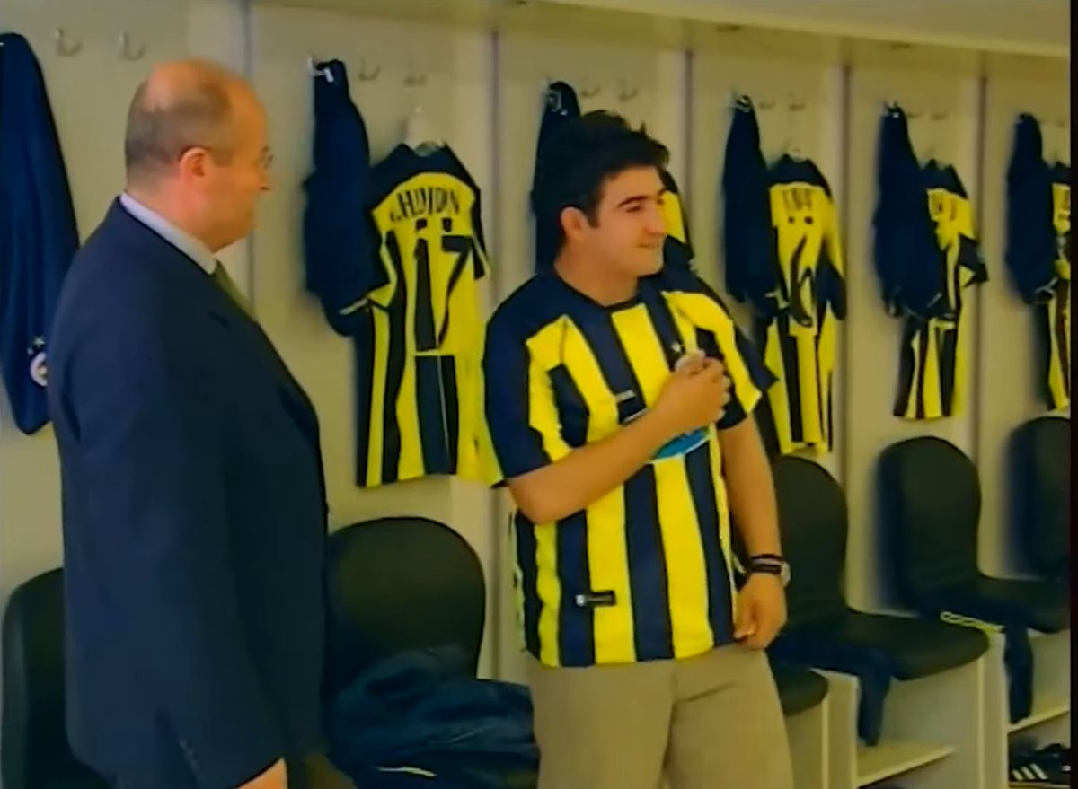 superliglegends's tweet photo. 👤 Ortega Sedat
🎞 Fictional character

📍Handsome &amp; stylish student of "Hayat Bilgisi". Because of Ortega’s talented football skills, Fenerbahçe made a big signing with him. But after a car accident which his girlfriend’s father caused, his FB career finished before it started. https://t.co/Ij21e5rcy6