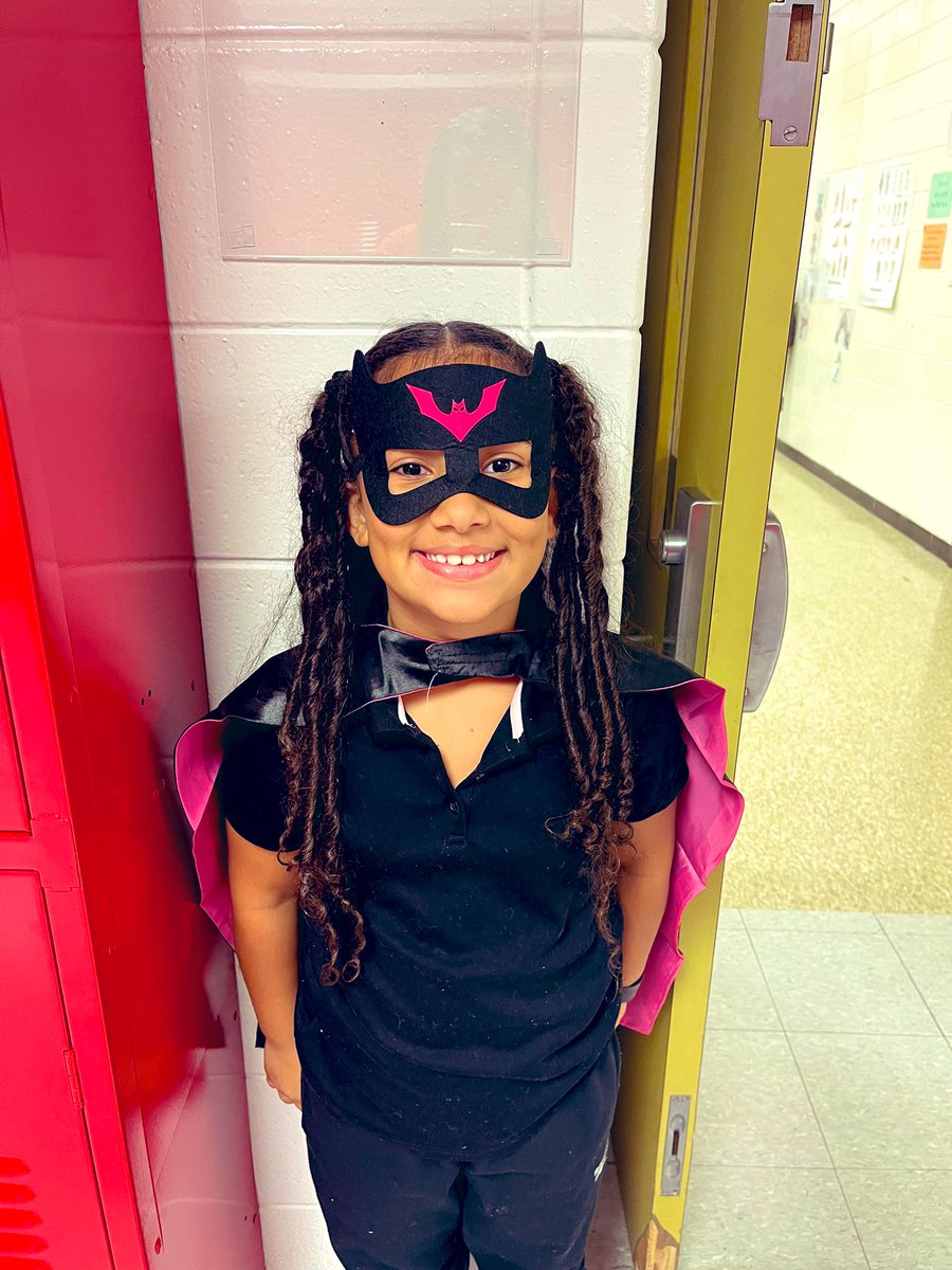 bgraham04sp's tweet photo. Anti-Bullying Week was a success ! @GutermuthES https://t.co/jWlJcWOu39