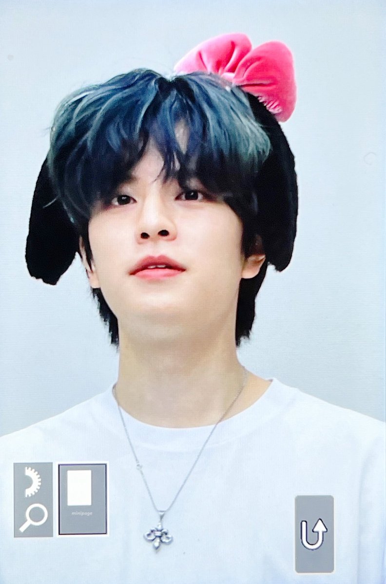minipage_0922's tweet photo. 231118 🎀

#승민 #seungmin
#스트레이키즈 #straykids https://t.co/g205h8h8aH