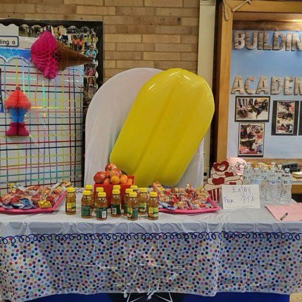 chrystielynn's tweet photo. American Education Week was amazing! Class visits, STEAM Night, snacks for parents, goodie bags for our kids.. it was a great time!! https://t.co/Ri1V785s4B