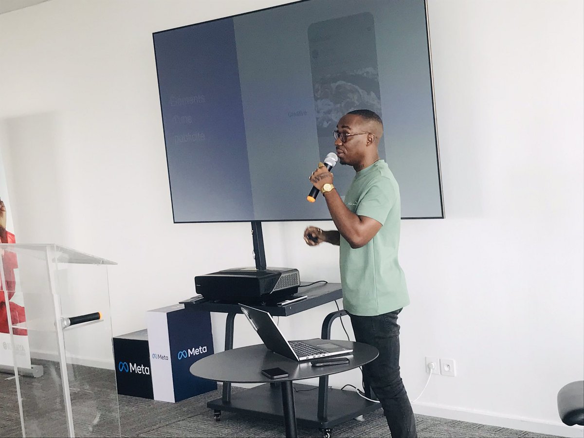 BrandingG333's tweet photo. #metaboost #kinaya #abidjan 
Deuxième session de formation portant sur la création de publicité de qualité. https://t.co/px0l3yuwFG