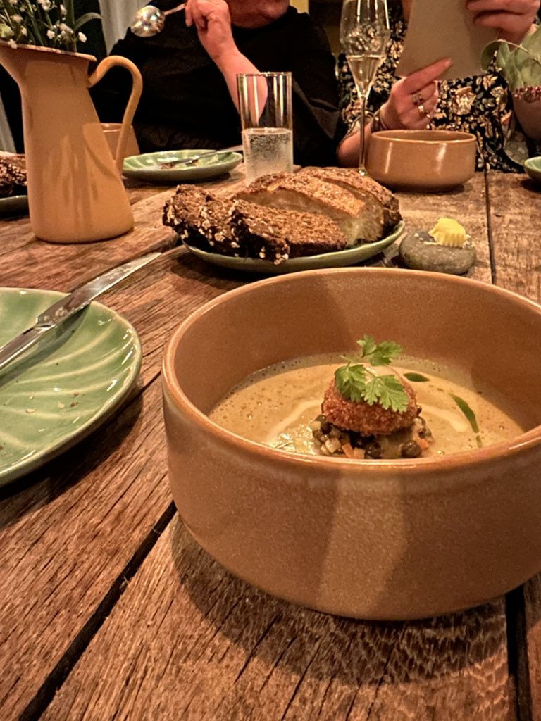 Joanne Ní Chróinín tweet media