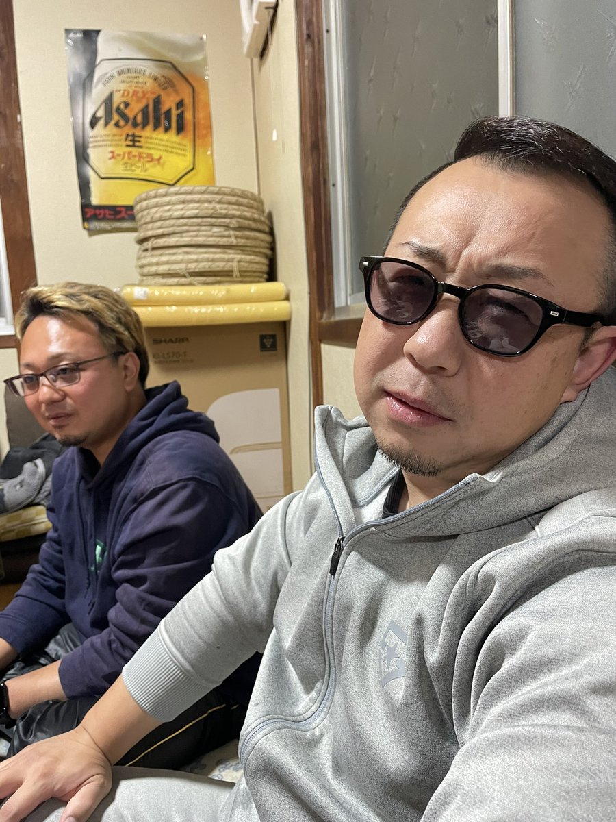 kinokoman_5's tweet photo. いつメンで誕生日会開いてくれました🤪ジモティーありがたや🍶
あと2人目が来年春に生まれるけん頑張ろ👦 https://t.co/cjlOSsV6wO