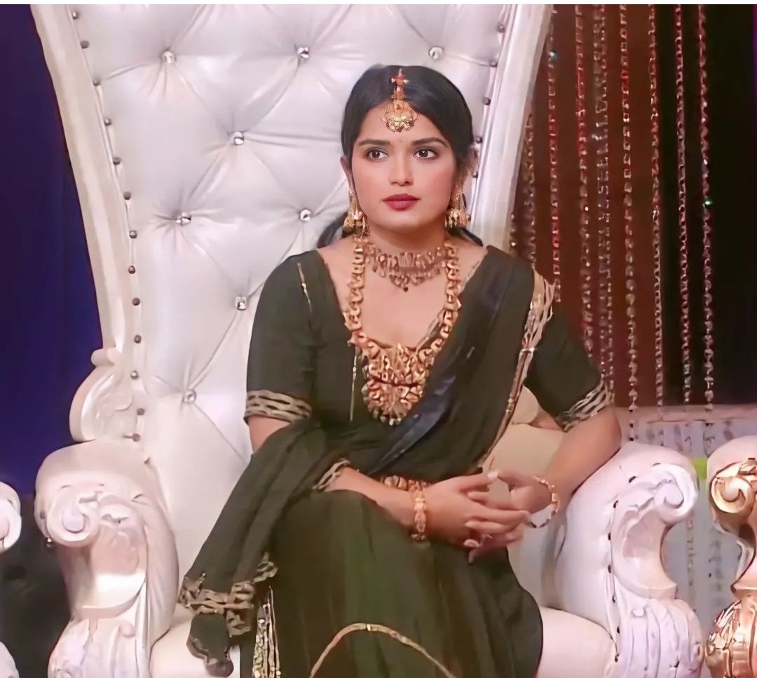prasannavad12's tweet photo. She is  Mentally And Physically Strong to handle every Situation In The House.
#BiggBossTelugu7
CAPTAIN PRIYANKAJAIN https://t.co/rTcuK4qkMy