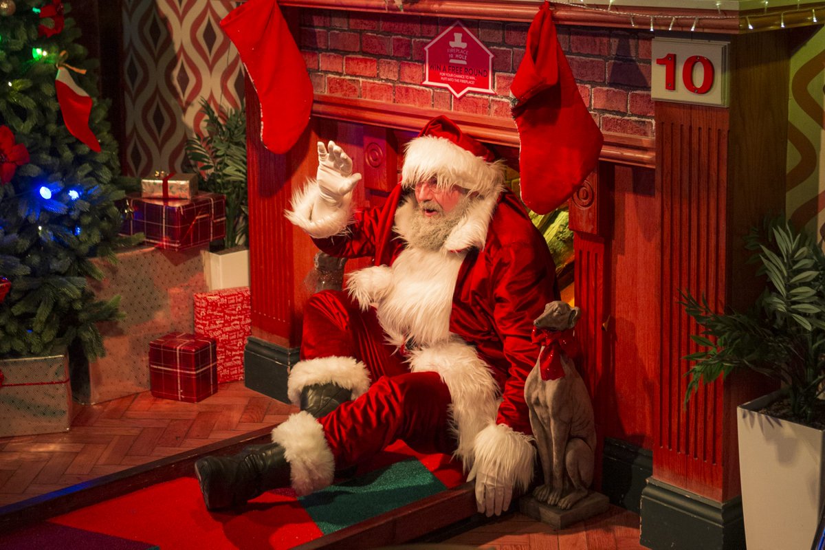 🎅🏻 Something extra special for your kids this Christmas - the very popular @CaddiesSouthend Christmas Experience is now taking bookings.

The magical experience features Santa coming down a chimney right in front of you!

Sessions are booking fast:  cutt.ly/SouthendSantaE…