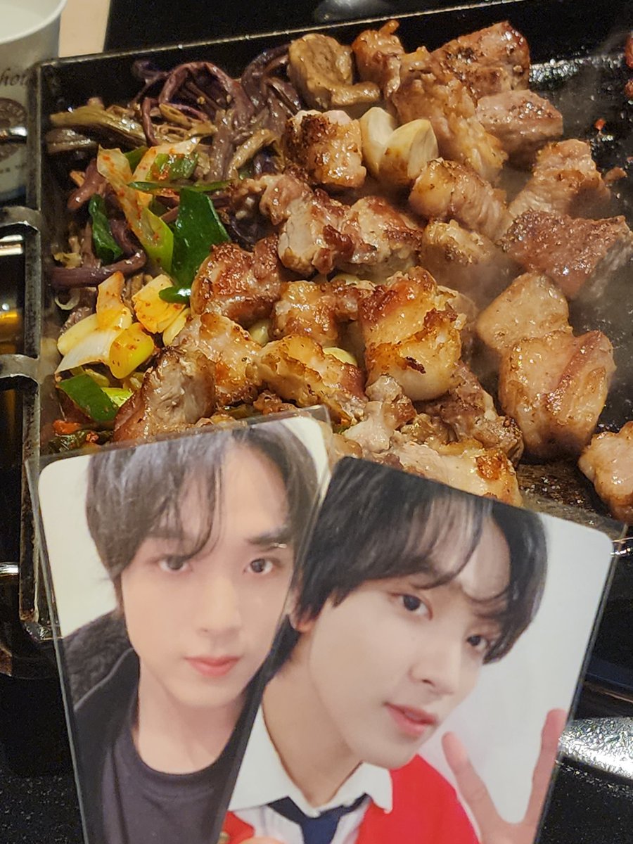 해차나 너두 야식으로 꼬기 많이먹그라 
수고햇다 오늘두 👍👍👍👍👍