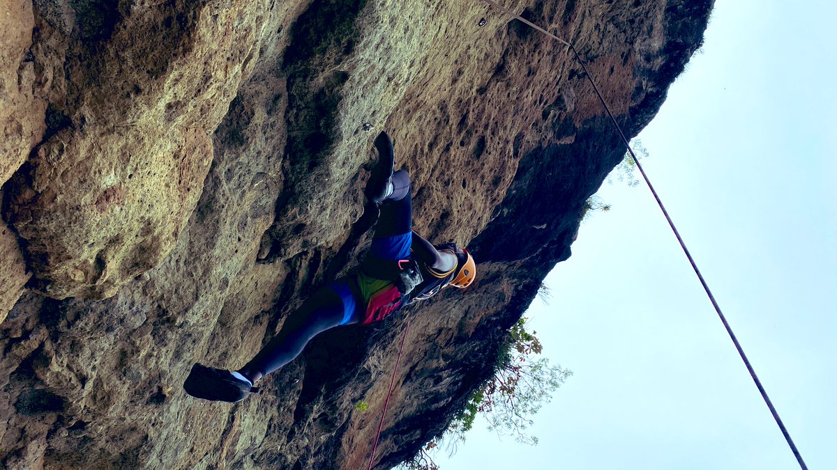 ElgonTrekkers's tweet image. Scaling the cliffs of Sipi Falls, finding strength in every ascent. 🧗‍♂️ Embracing the heights, chasing the thrill! #SipiRockClimbing #UgandaAdventures #ClimbToTheTop #NatureChallenge #VerticalJourney 

For inquiries and bookings 
WhatsApp us on +256758747809